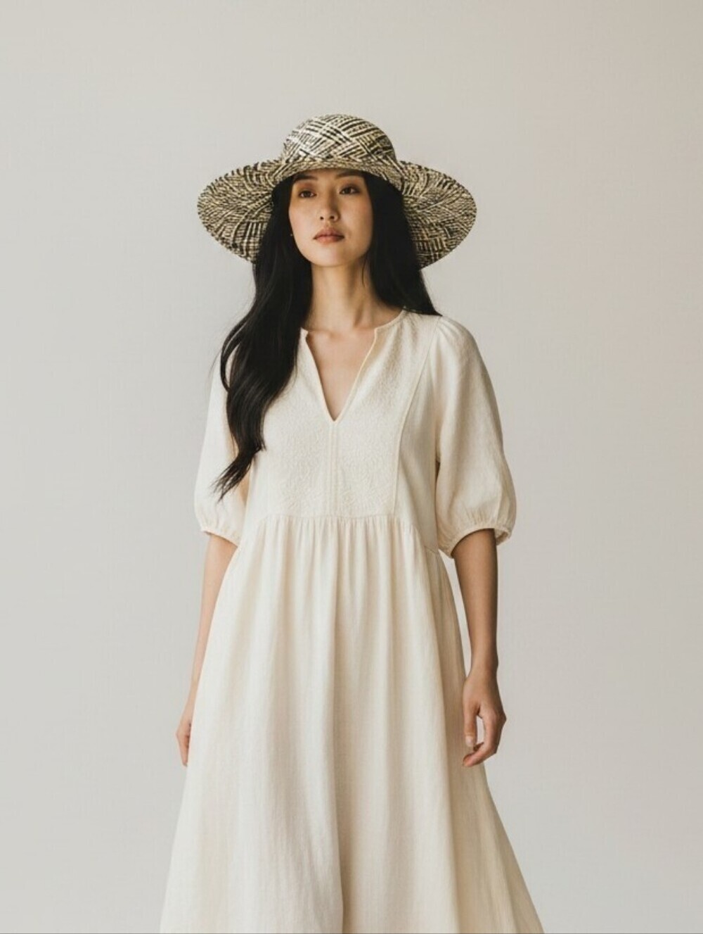 Black Tan Wide Brim Woven Straw Hat One Size